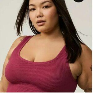 TORRID PLUM SPORTS BRA SIZE 2X NWT RIBBED